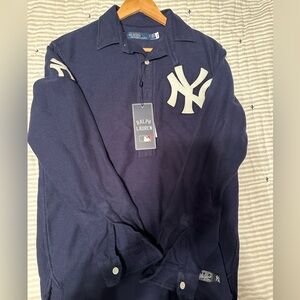 Men’s half button down Ralph Lauren Yankee shirt